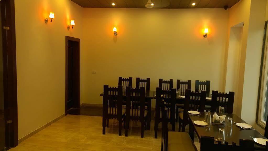 אודייפור Jagat Villa מראה חיצוני תמונה